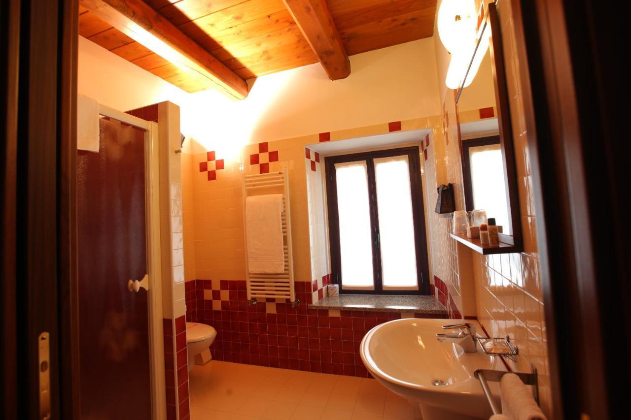 Hotel Tenuta Canta Volvera エクステリア 写真