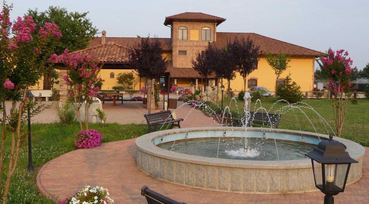 Hotel Tenuta Canta Volvera エクステリア 写真