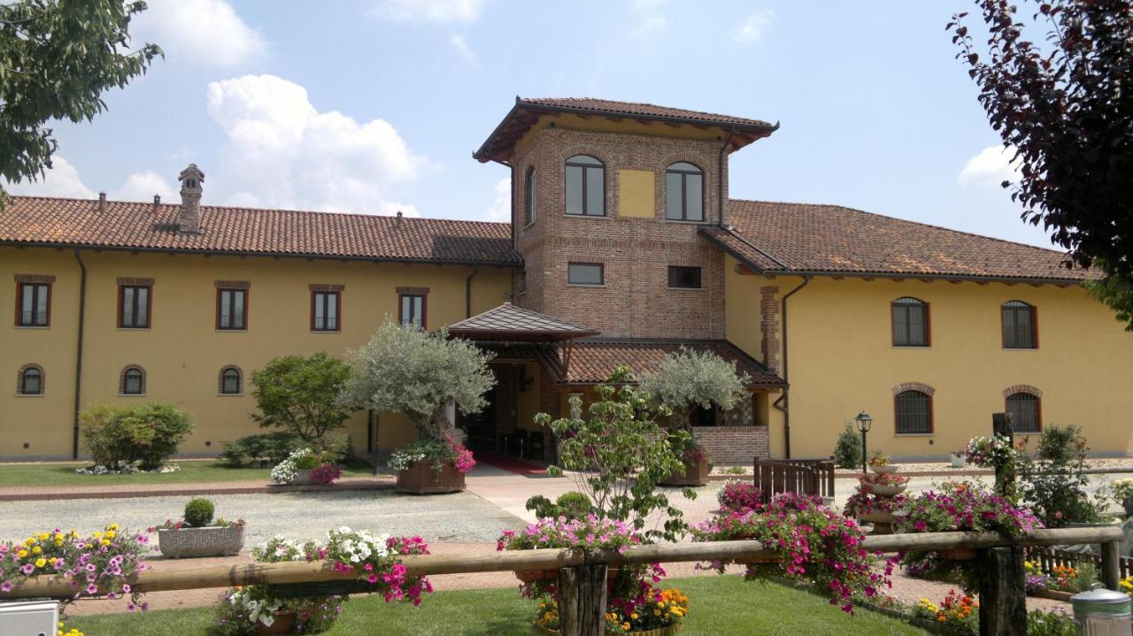 Hotel Tenuta Canta Volvera エクステリア 写真
